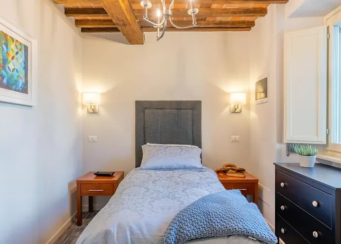 The Liberties - Luxury In Old Town * Barga